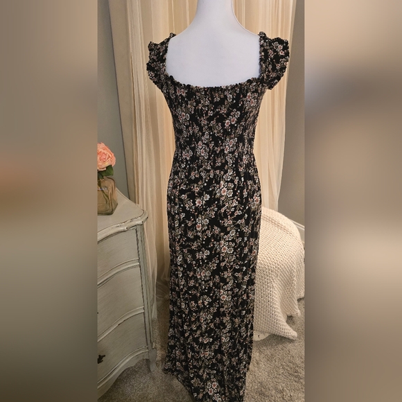 American Eagle Outfitters Black Floral Maxi Dress - Picture 3 of 4